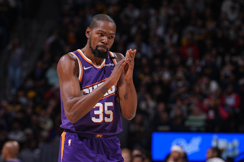 他成功超越 他成功超越