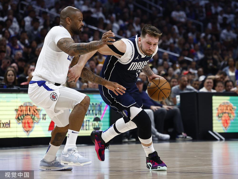 后卫阵容 后卫阵容