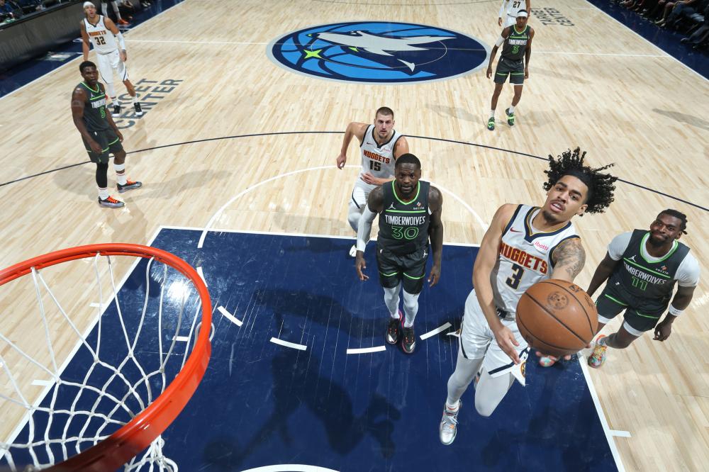 自每个位置 自每个位置