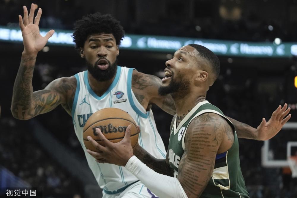 我们审视茹 我们审视茹