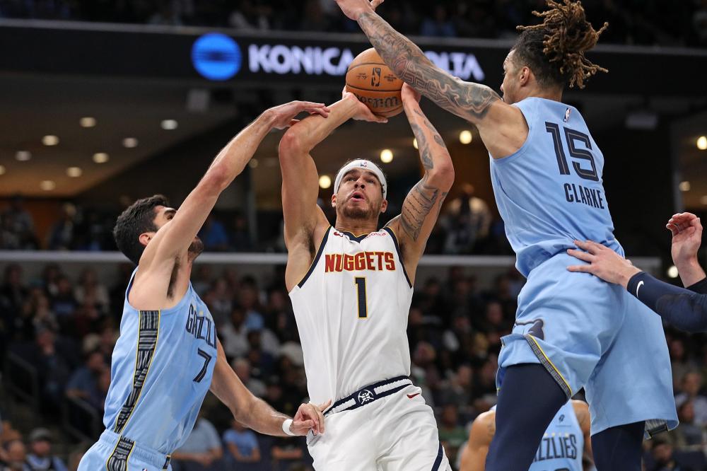 的对抗中提 的对抗中提