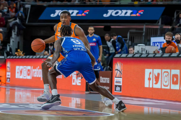 场均造1球 场均造1球