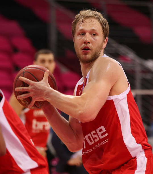 性爆发与大 性爆发与大