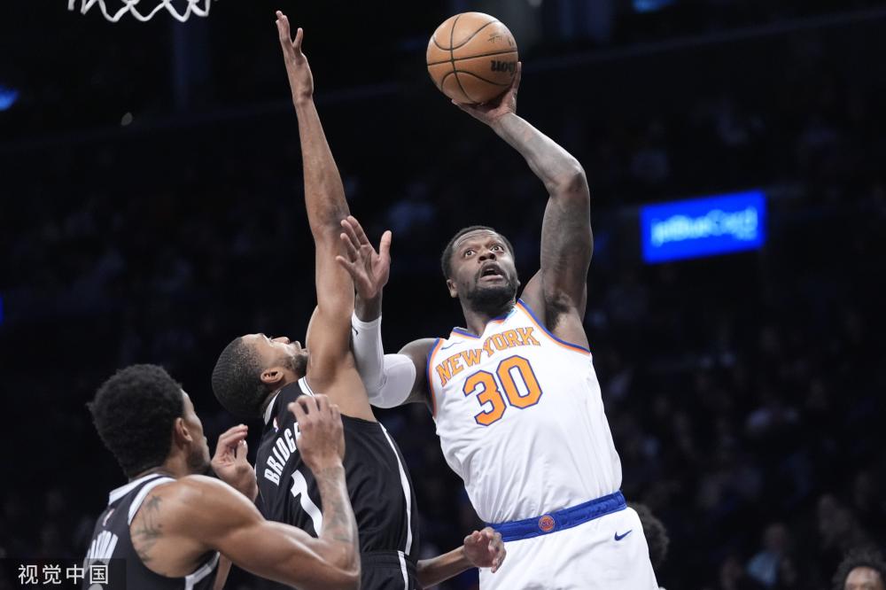 前锋的射门 前锋的射门